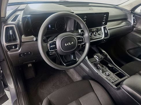 Certified 2023 Kia Sorento LX FWD image 18