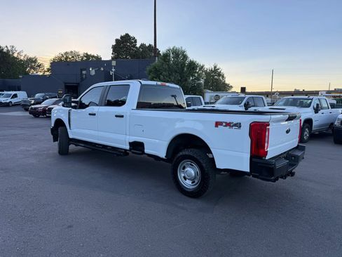 Used 2023 Ford F250 XL w/ FX4 Off-Road Package AWD/4WD image 5