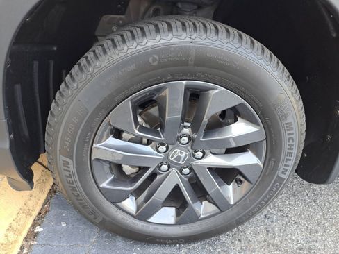 Used 2021 Honda Ridgeline Sport image 25