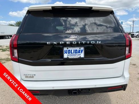 New 2026 Ford Expedition Active AWD/4WD image 10