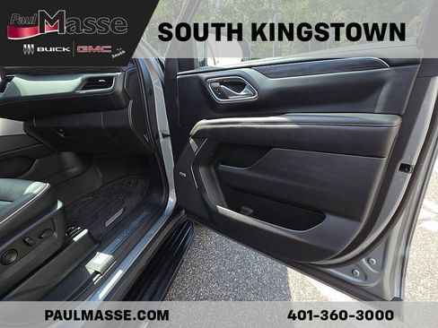 Used 2023 GMC Yukon XL SLT w/ SLT Premium Package AWD/4WD image 33