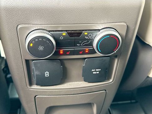 Certified 2022 Ford Explorer Platinum w/ Equipment Group 601A image 29