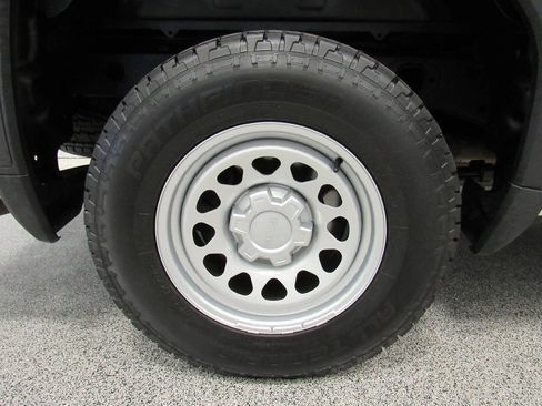 Used 2022 GMC Sierra 1500 Pro w/ Pro Value Package AWD/4WD image 14