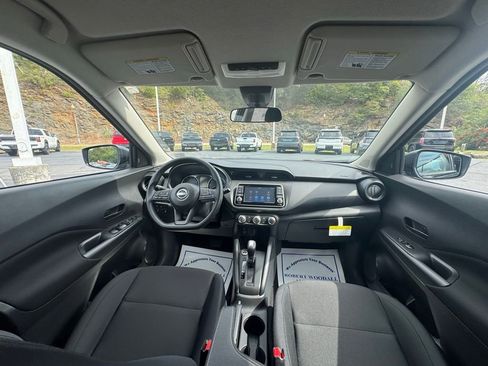 New 2025 Nissan Kicks Play S FWD image 12