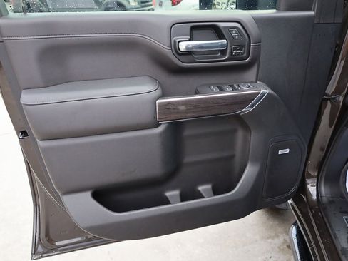 Used 2020 Chevrolet Silverado 3500 LTZ w/ LTZ Plus Package image 11