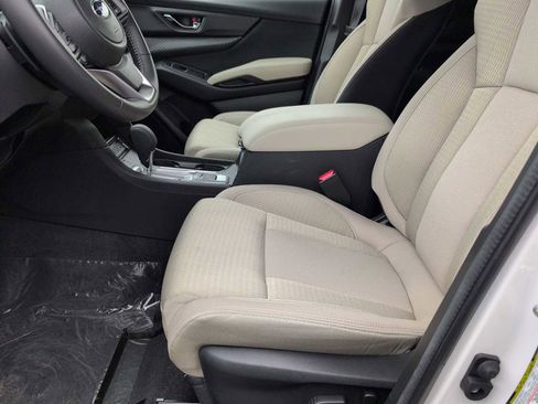 Used 2025 Subaru Ascent Premium image 16