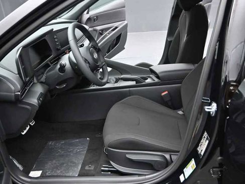 New 2026 Hyundai Elantra Sport FWD image 16