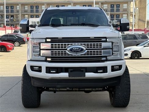 Used 2019 Ford F250 Platinum w/ Platinum Ultimate Package image 7