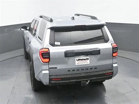New 2026 Toyota 4Runner SR5 image 28