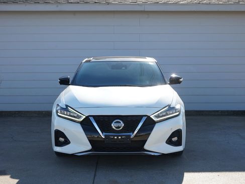 Used 2019 Nissan Maxima SR w/ Premium Package image 7