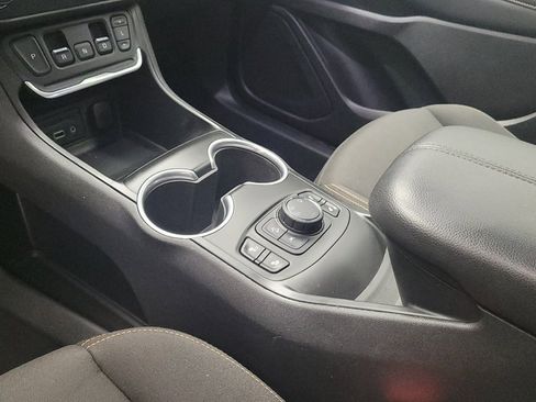 Used 2020 GMC Terrain SLE w/ Driver Convenience Package AWD/4WD image 26
