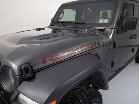 Used 2023 Jeep Gladiator Rubicon w/ Cold Weather Group image 33