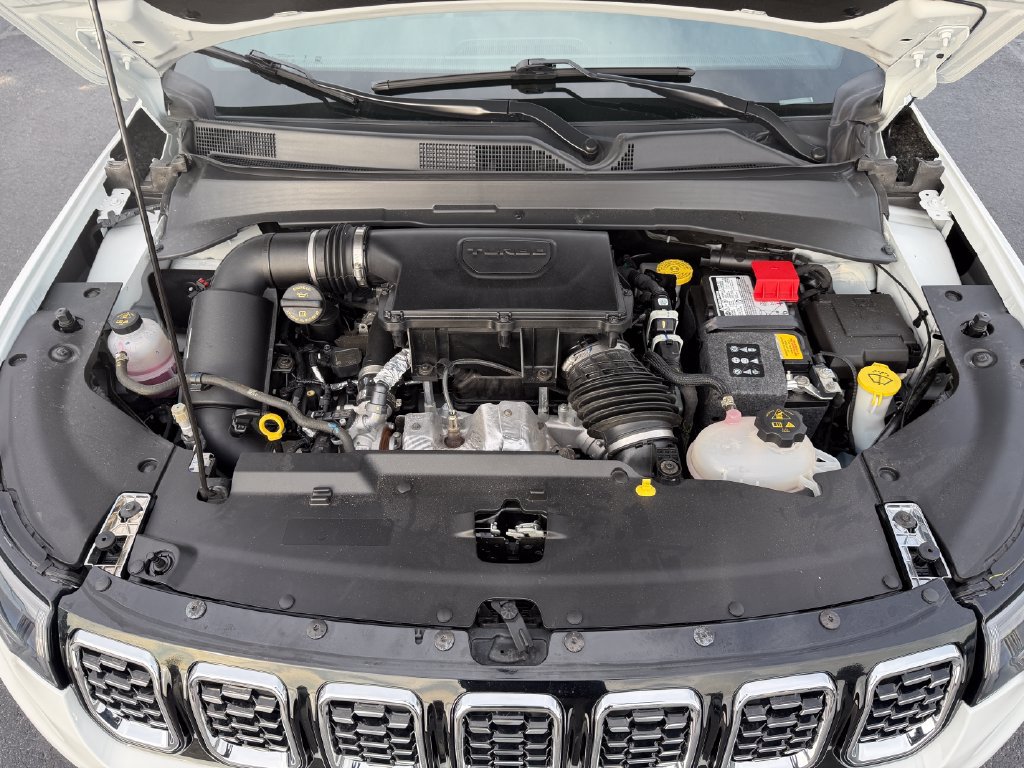 Used 2025 Jeep Compass Limited AWD/4WD image 36