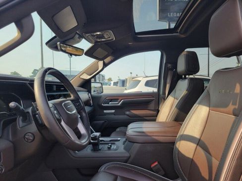 Used 2023 GMC Sierra 1500 Denali RWD image 8