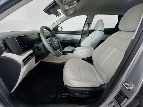 Used 2025 Hyundai Tucson SEL FWD image 13
