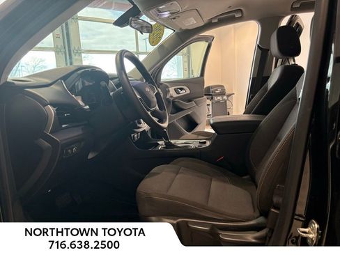 Used 2020 Chevrolet Traverse LS image 22