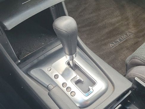 Used 2010 Nissan Altima 2.5 S w/ Convenience Pkg FWD image 19