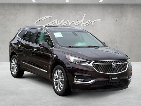 Used 2021 Buick Enclave Avenir w/ Avenir Technology Package FWD image 2