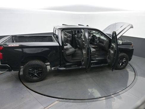 Used 2021 Chevrolet Silverado 1500 LT Trail Boss w/ Convenience Package II image 65