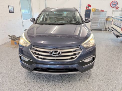 Used 2017 Hyundai Santa Fe Sport AWD/4WD image 2