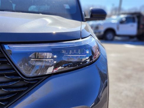 Certified 2022 Ford Explorer ST-Line w/ Class IV Trailer Tow Package image 10