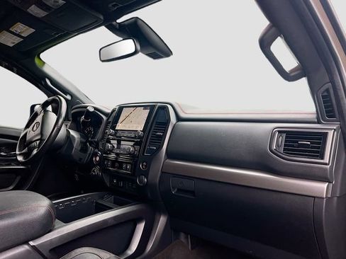 Used 2020 Nissan Titan PRO-4X w/ Pro-4x Convenience Package image 30