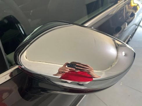 Used 2023 Chrysler Pacifica Limited FWD image 37
