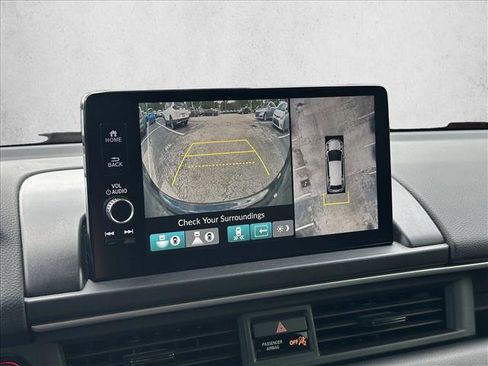 Used 2023 Honda Pilot Elite image 14