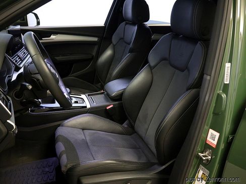 Used 2021 Audi Q5 e Premium Plus w/ Premium Plus Package image 11