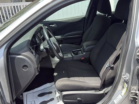Used 2014 Dodge Charger SE w/ Sport Appearance Group RWD image 9