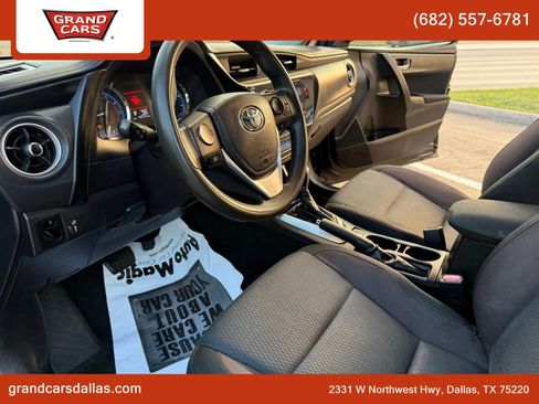 Used 2019 Toyota Corolla LE image 13