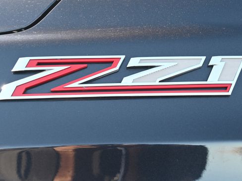 Used 2022 Chevrolet Tahoe Z71 w/ Luxury Package image 36