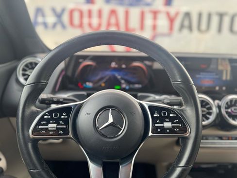 Used 2023 Mercedes-Benz EQB 250+ EQB250+ w/ Exclusive Package image 41