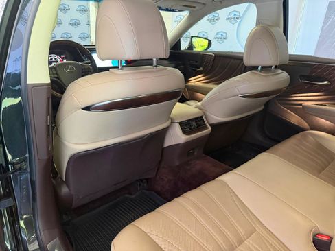 Used 2020 Lexus LS 500 AWD w/ Interior Upgrade Package image 18