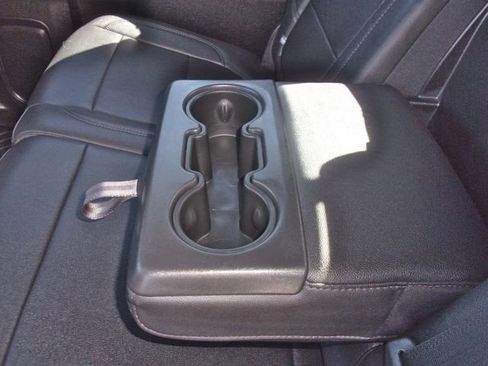 Used 2022 Chevrolet Silverado 1500 LTZ w/ LTZ Premium Package image 33