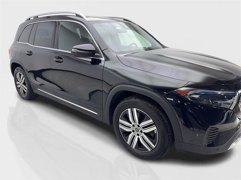Used 2023 Mercedes-Benz EQB 300 4MATIC image 12