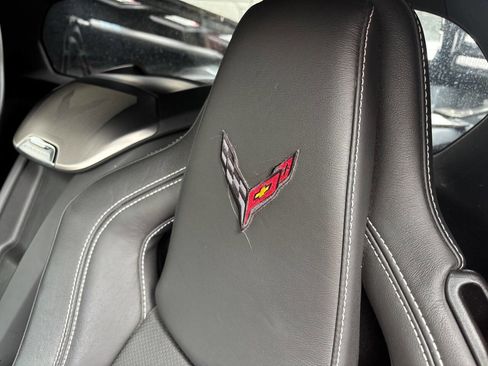 Used 2022 Chevrolet Corvette Stingray Preferred Cpe w/ Z51 Performance Package image 17