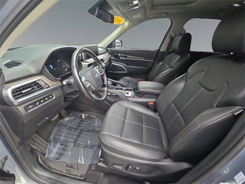Used 2021 Kia Telluride EX image 9