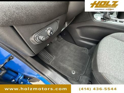 Used 2024 Chevrolet Equinox LT image 34