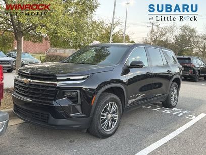 Used 2024 Chevrolet Traverse LS
