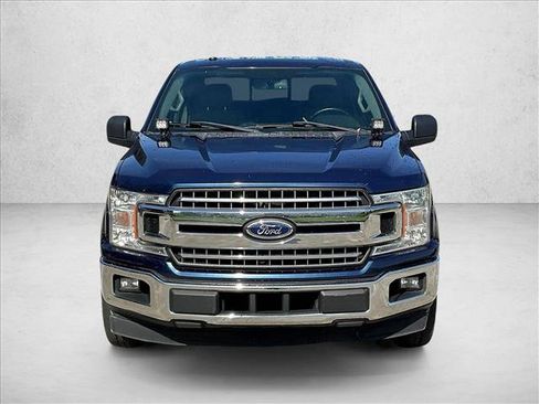 Used 2018 Ford F150 XLT w/ Equipment Group 302A Luxury RWD image 2