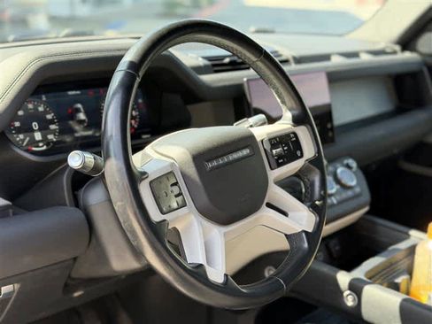 Used 2022 Land Rover Defender 110 X-Dynamic SE image 6