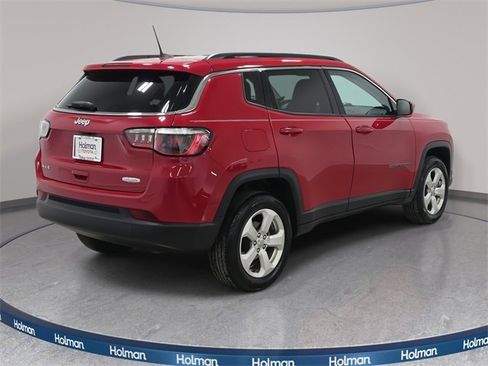 Used 2020 Jeep Compass Latitude image 6
