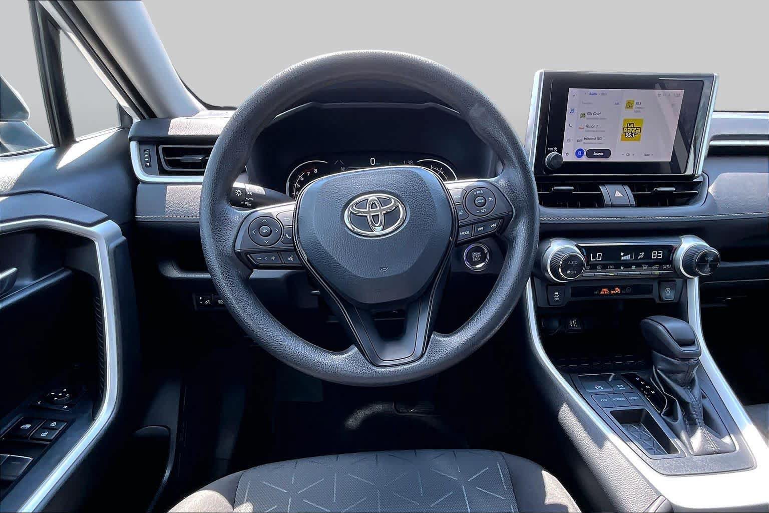 Used 2023 Toyota RAV4 XLE FWD image 6