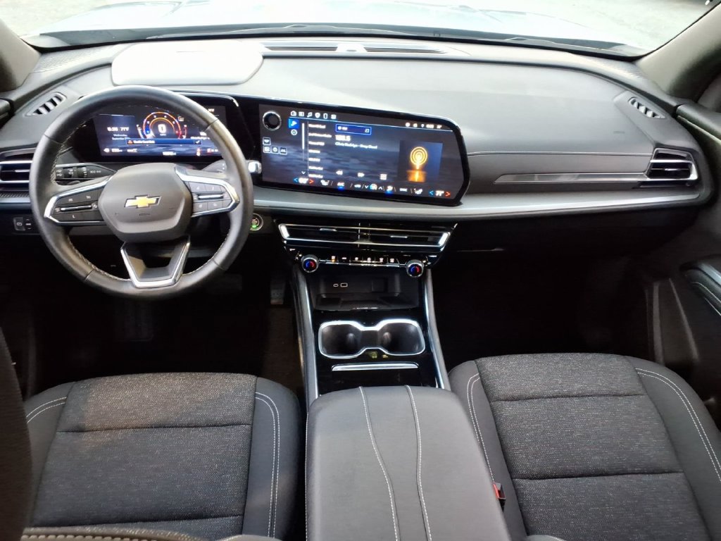 Used 2024 Chevrolet Traverse LT AWD/4WD image 24