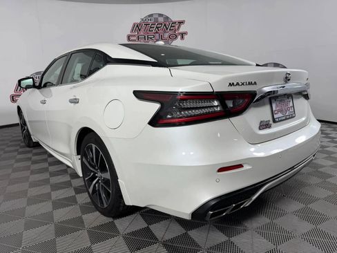 Used 2022 Nissan Maxima SV w/ Floor Mat Group FWD image 28