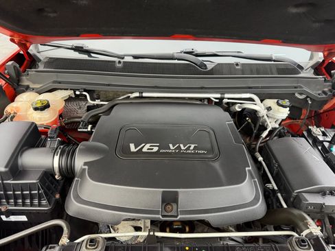 Used 2016 Chevrolet Colorado Z71 image 37