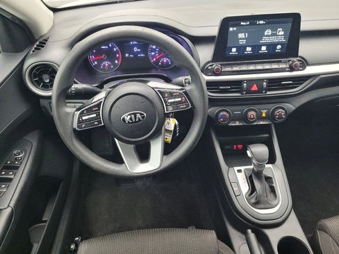 Used 2021 Kia Forte LXS FWD image 22