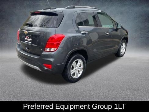 Used 2018 Chevrolet Trax LT w/ LT Convenience Package AWD/4WD image 6