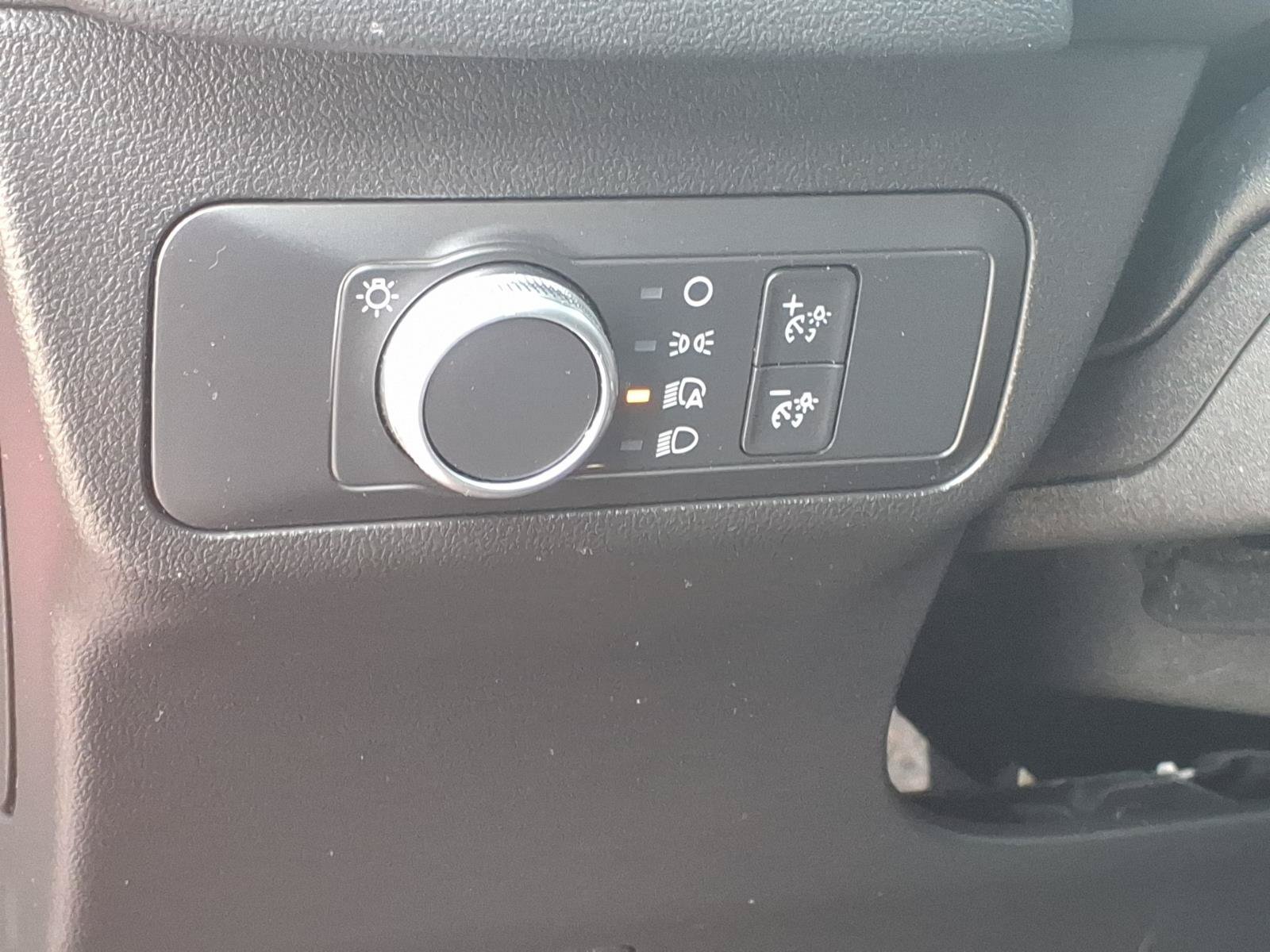 Used 2020 Ford Escape SE AWD/4WD image 18